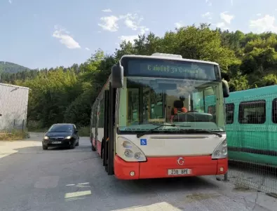 С любов за Смолян екип специалисти от София оживява градските автобуси