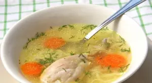 Тайната за приготвяне на вкусна пилешка супа