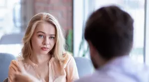 7 издайнически знака, че някой НЕ ви харесва