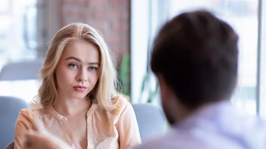 7 издайнически знака, че някой НЕ ви харесва