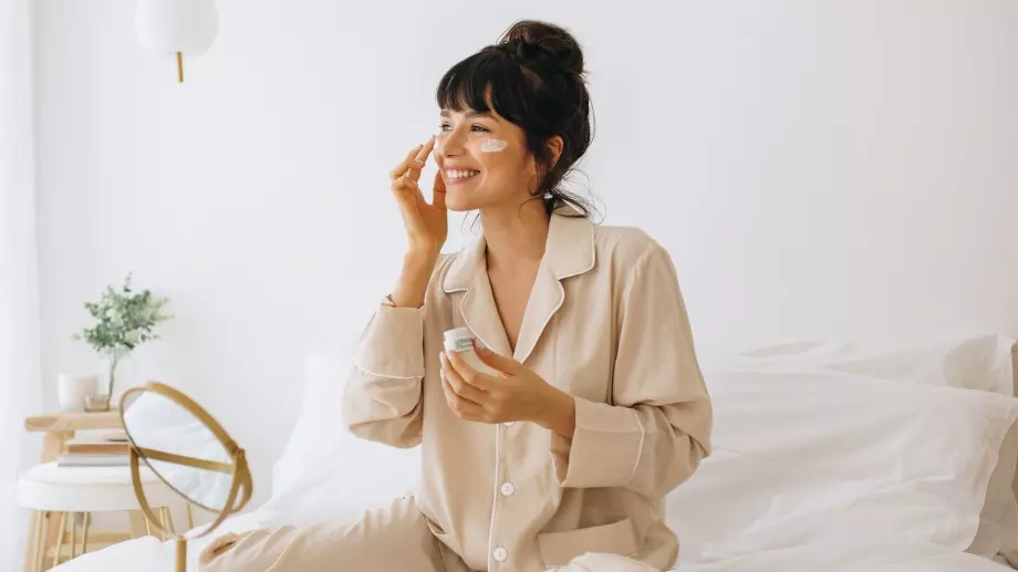 10 причини да не пропускате нощния крем