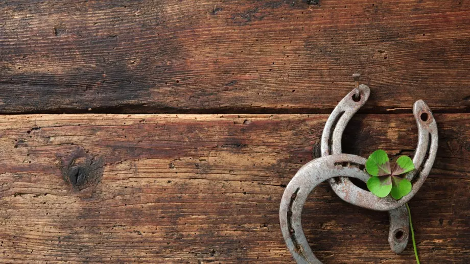 Всеки трябва да има тези предмети у дома! Те привличат щастието и късмета