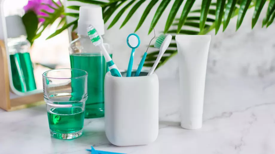 Как може да ни навреди водата за уста