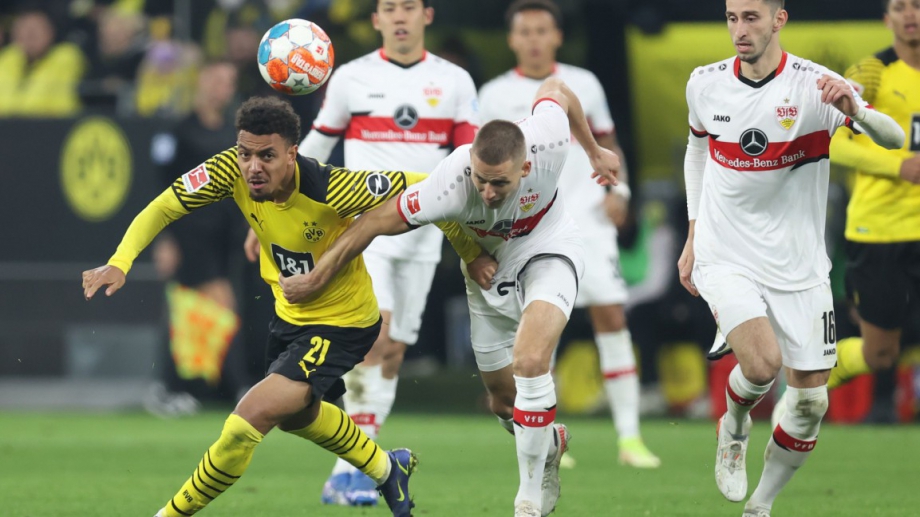 успя да се възползва от грешната стъпка на Байерн Мюнхен