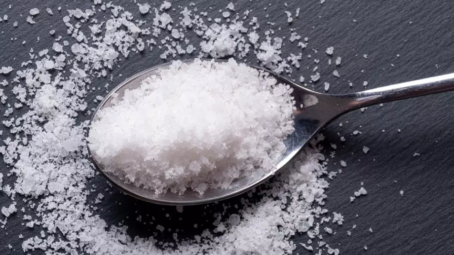 Чаена лъжичка сол на ден е тих убиец 