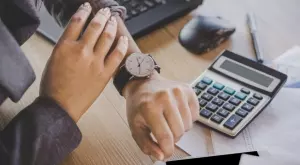 40-часовата работна седмица стана на един век