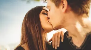 Любовно пожелание за 22 февруари според зодията