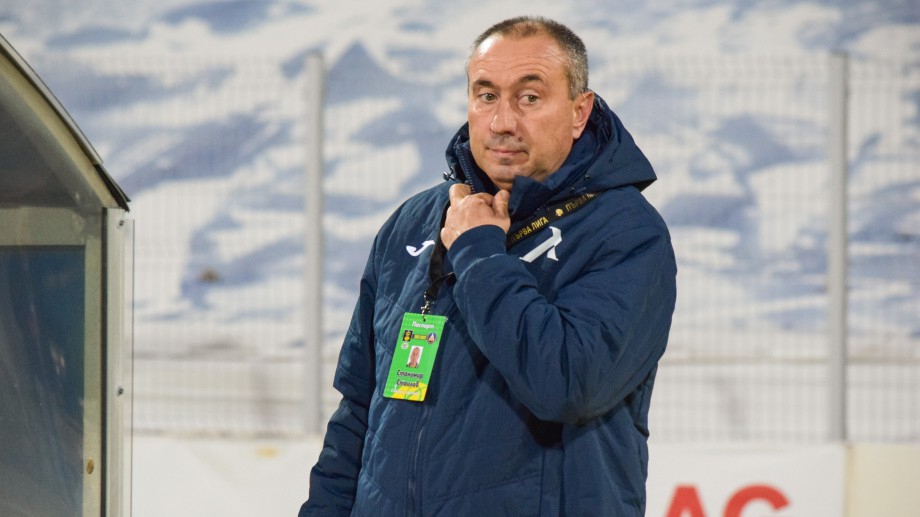 Старши треньорът на Станимир Стоилов коментира представянето на своите футболисти