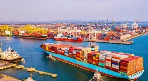 Как корабоплаването ще реши проблема с емисиите си?