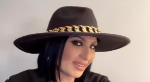 Софи Маринова шокира феновете си с нова визия (СНИМКИ)