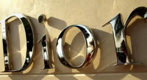 От Dior отложиха дългочаканото мегашоу в Хонконг