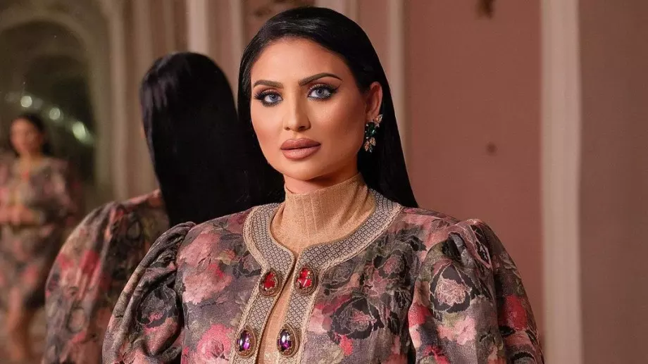 Софи Маринова изпаднала в транс: В някакъв друг свят ли съм? (ВИДЕО)