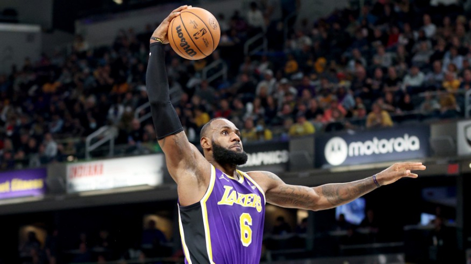 Нови 13 мача от редовния сезон в се изиграха през