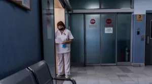 Виц на деня: Стрина Кина лекува младеж в болницата във Враца