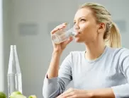 Пиенето на гореща вода сутрин - колко е полезно за здравето?
