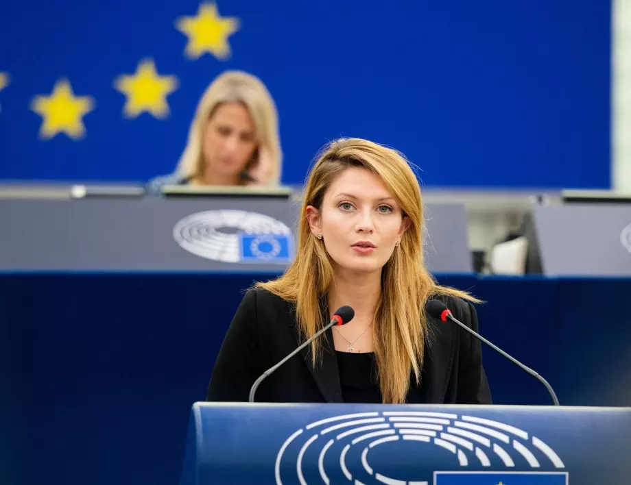 Цветелина Пенкова е избрана за вицепрезидент на Групата за подкрепа на ядрената енергетика в Европейския парламент