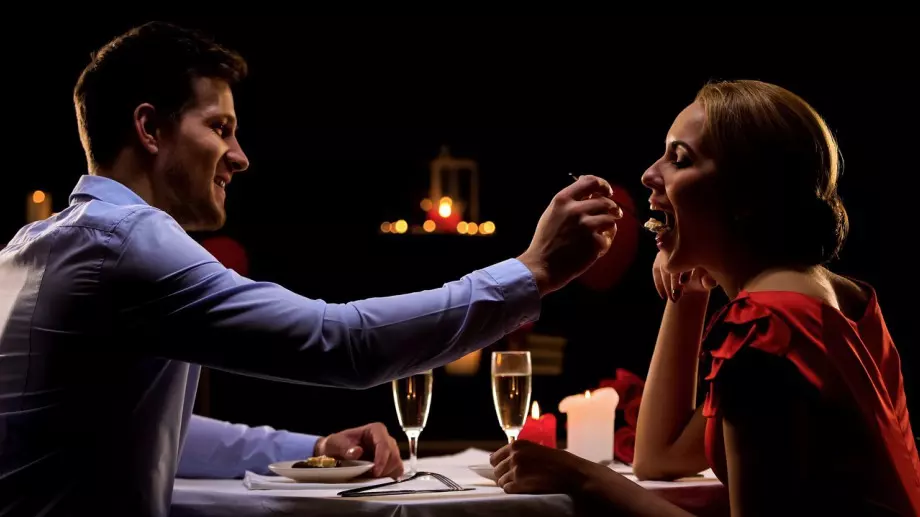 2 афродизиака, които моментално ще го накарат да се влюби във вас