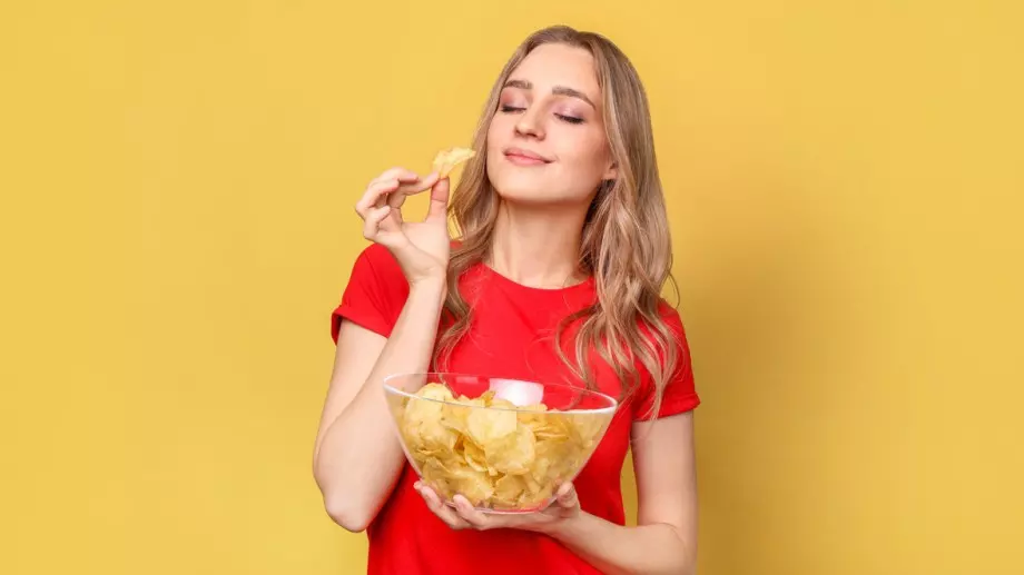 Учени: Чипсът и сладоледът пристрастяват като кокаин и никотин