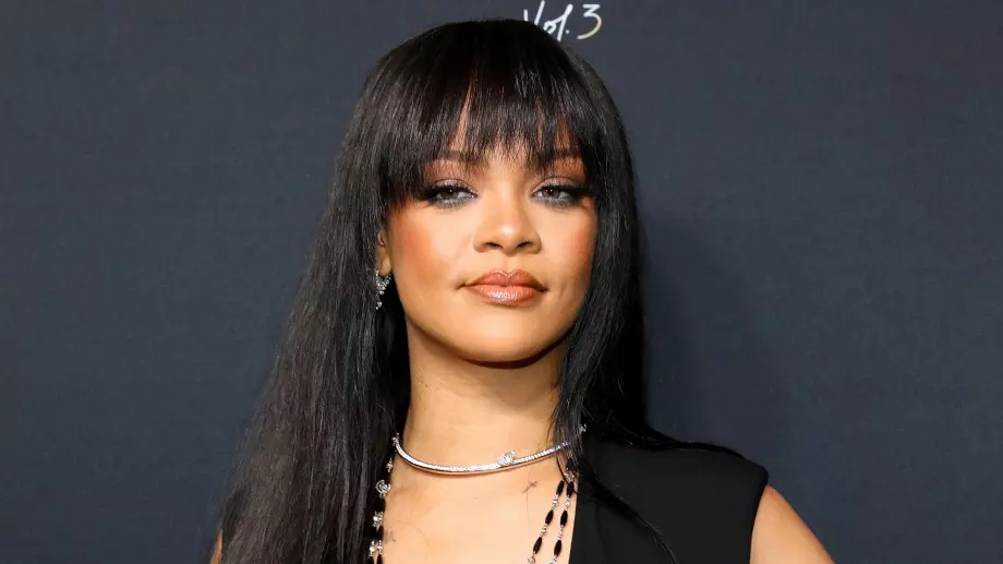 Риана стана национален герой на Барбадос (ВИДЕО)