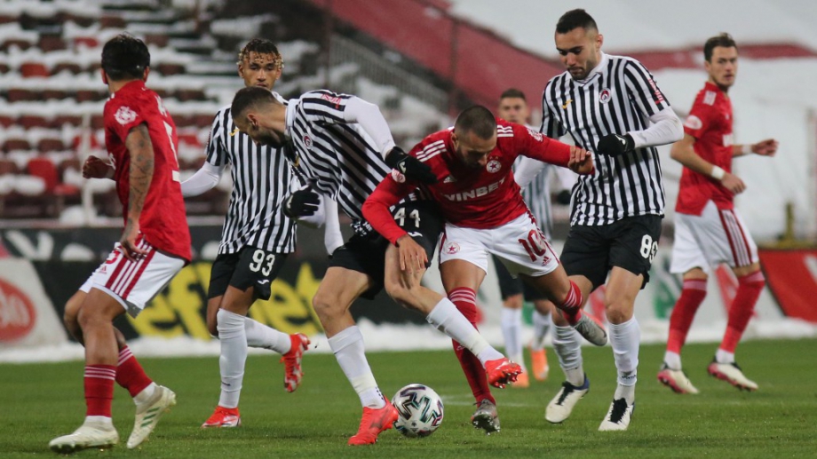Локомотив София посреща на стадион Васил Левски в отложен мач