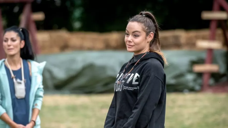 Ето къде и с кого Цвети от "Фермата" посрещна Нова година (СНИМКА)