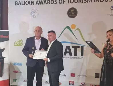 Община Ловеч е отличена от Балканските награди за туристическата индустрия 2021