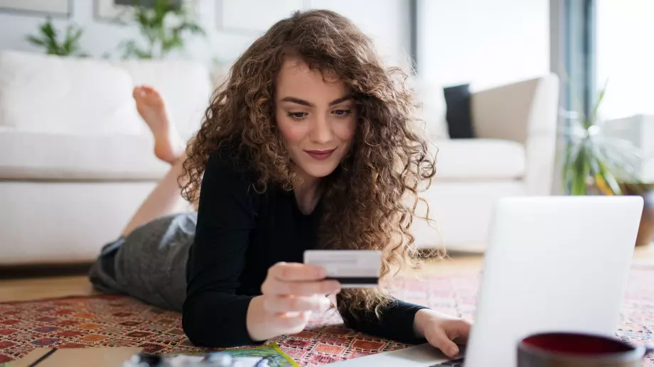 Потребителски хватки срещу триковете на търговците за Черния петък