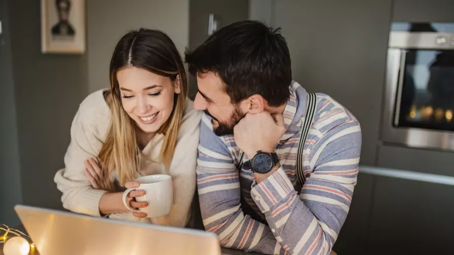 Без значение с какви проблеми се сблъскват двойките, има един
