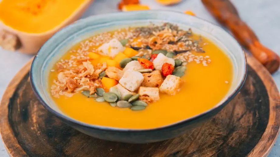 Тайната съставка, която прави крем супата от тиква уникална