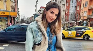 Това ли е новият мъж до Алекс Богданска? (СНИМКИ)