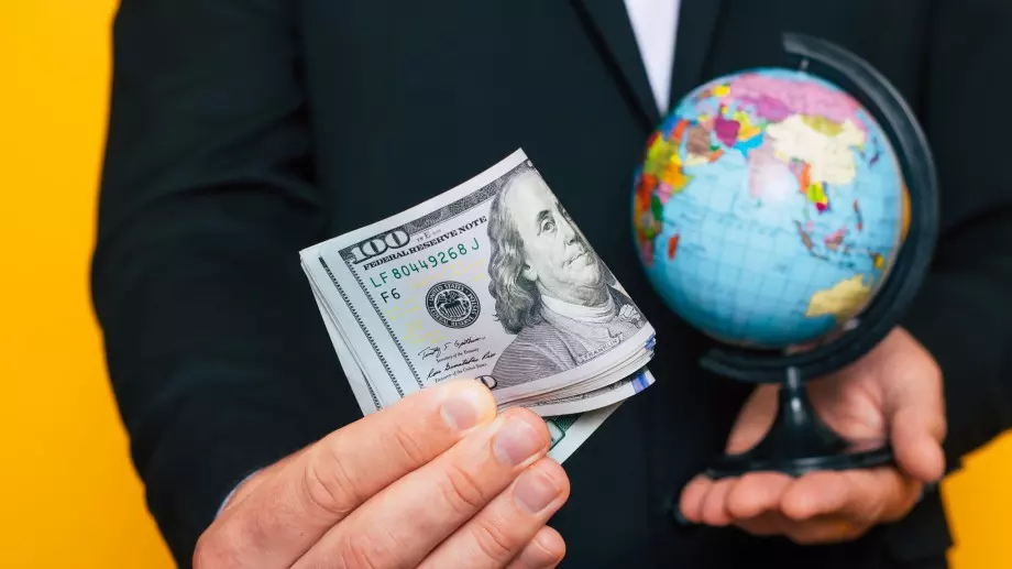 Страната, председател на Г-20, иска нов данък за свръхбогатите