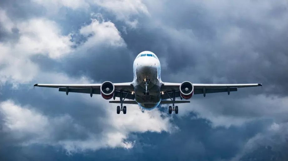 Нова стачка отмени стотици полети в Германия, засегнати са близо 100 000 пътници