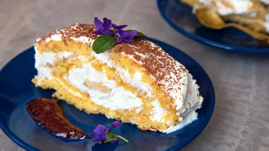 Уникално прасковено руло