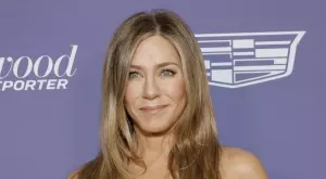 Дженифър Анистън изглежда феноменално на 54, ето как го постига (ВИДЕО)