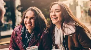 Женски виц за 24 март 2024 г.: Влиза един пич