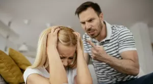 5 брутални истини за връзката с маниакално контролиращ мъж