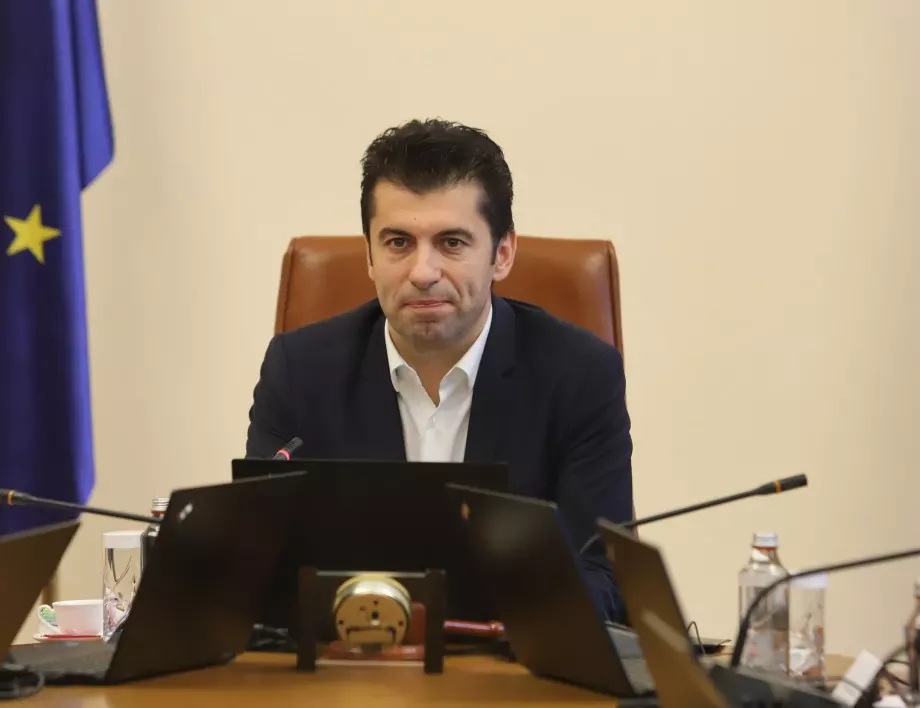 Кирил Петков: Хора с досиета в ДС няма да бъдат назначавани във Външно министерство (ВИДЕО)