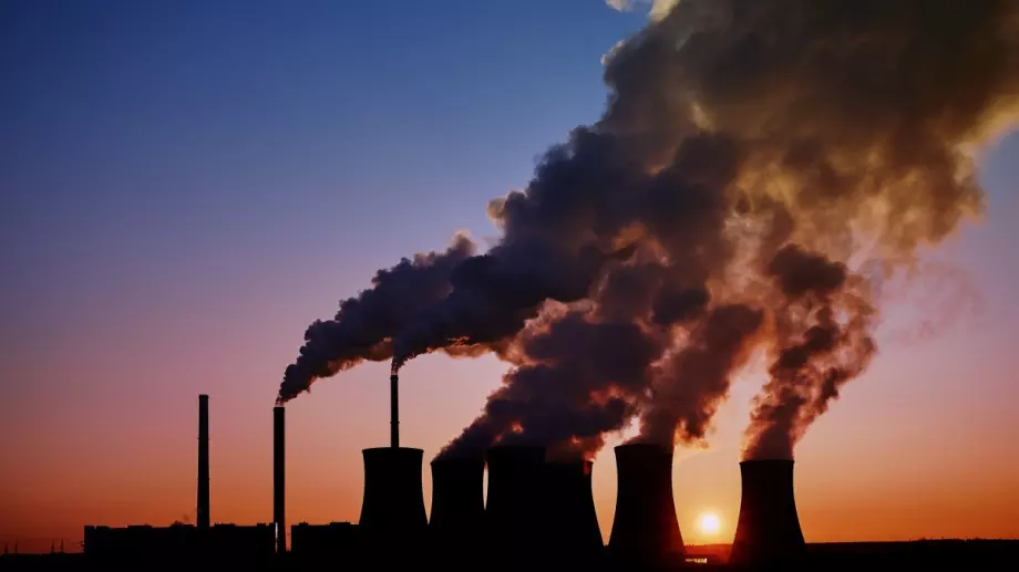 България е с най-голям ръст на въглеродните емисии от местното използване на енергия през 2022 г.