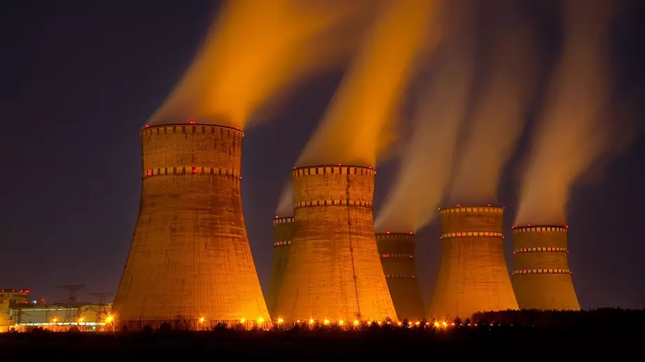 Възходът на ядрената енергетика изстреля цените на урана до 12-годишен връх