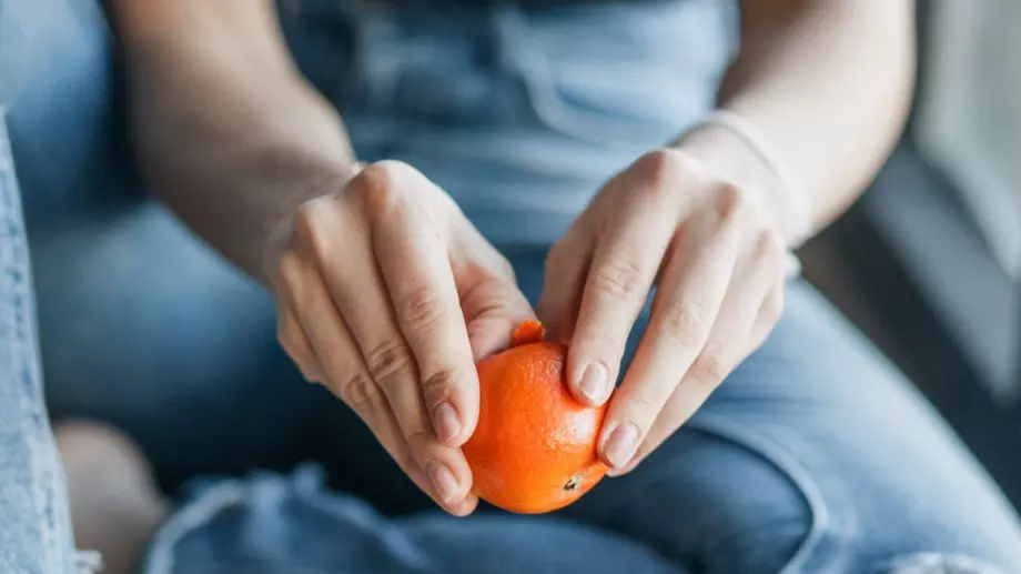 Виц на деня: Жена пратила мъжа си да купи мандарини