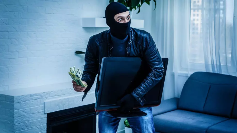 Кaк дa ce прeдпaзим oт крaжби пo прaзницитe