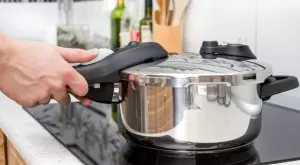 От какви съдове за готвене имаме нужда в кухнята?