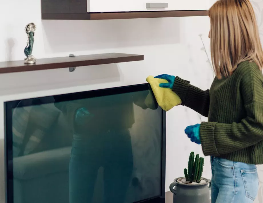 Ефективни начини за безопасно почистване на LCD екрана на телевизора