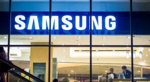 Samsung въведе регулации на инструменти с изкуствен интелект за служителите си