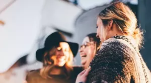 Женски виц за 3 февруари 2024: Скъпи, би ли свалил за мен звезда от небето?