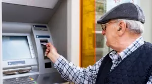 Разходите за пенсии на НОИ достигат 16 милиарда лева, над половината идват от държавата