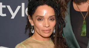 4 тайни за красота от 55-годишната Лиза Бонет