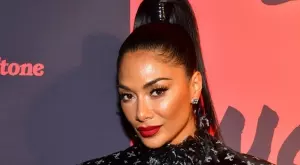 На гости в луксозния и пищен дом на Никол Шерцингер (СНИМКИ)