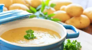 Картофена крем супа с прясно мляко