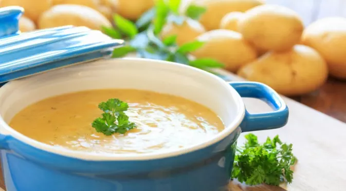 Лятна картофена крем супа